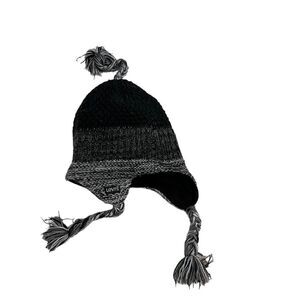 Levis boys knit hat with fleece lining size 8-20
